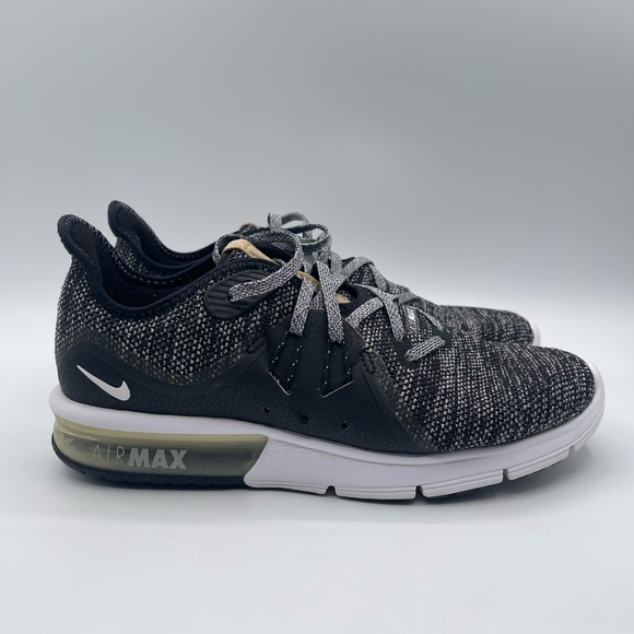 Nike Air Max Sequent 3 Athletic Sneakers Size 7 Womens Black White Gold Running - Picture 1 of 8